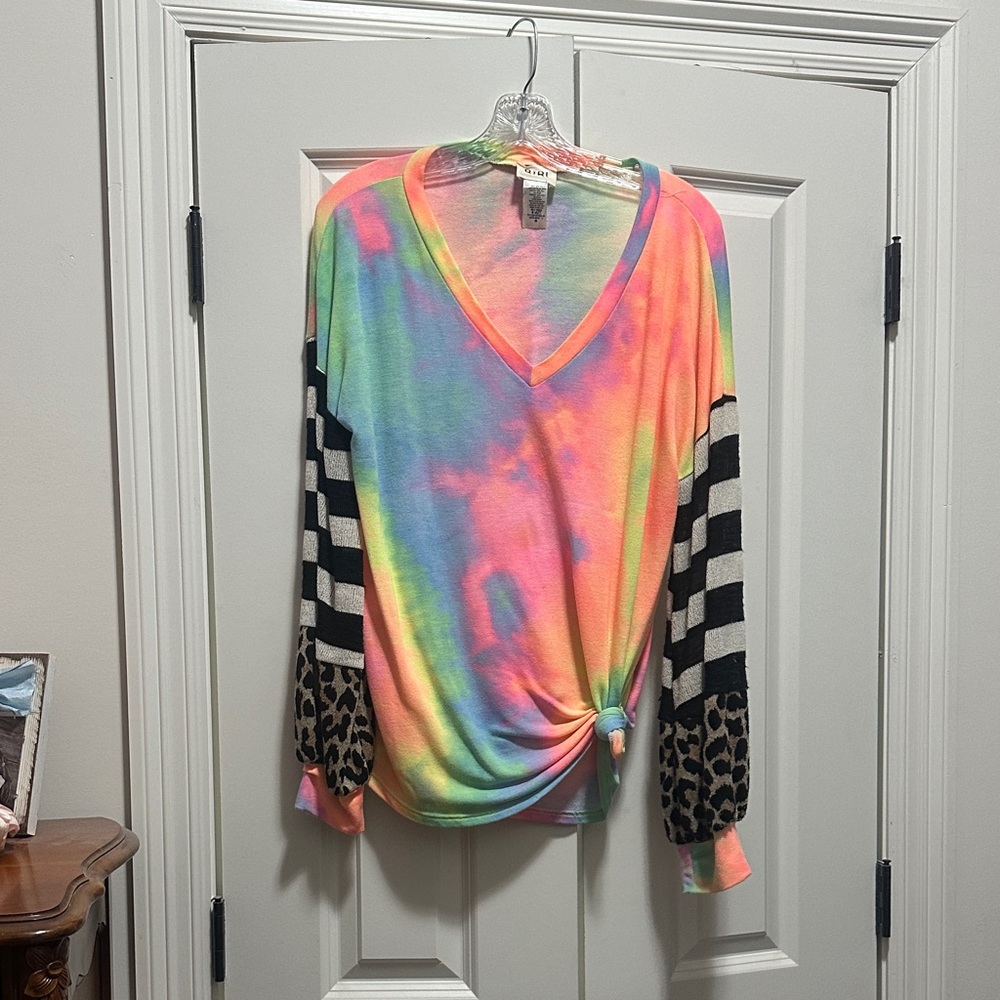 BiBi Multicolor Tie-Dye V-Neck Top with Striped and Leopard Sleeves
